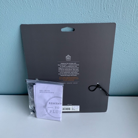 ‼️SOLD‼️Hearth & Hand •Remember to Flush Sign - Picture 4 of 7